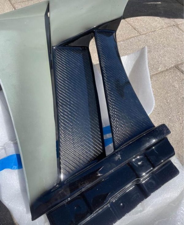 Fly 1 G37 Partial Carbon Fiber Fenders - Image 8