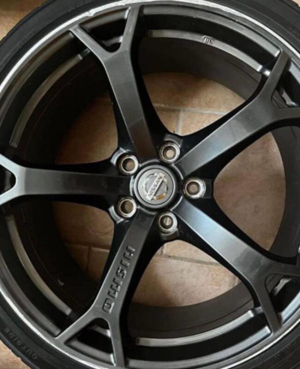 Nissan 370Z Nismo v1 wheels staggered setup For Sale - Image 4