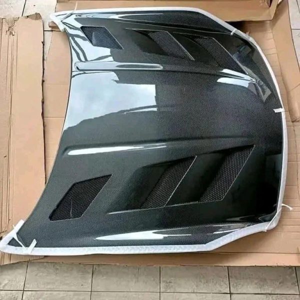 OEM brand new infiniti G37 COUPE vis Racing carbon fiber hood