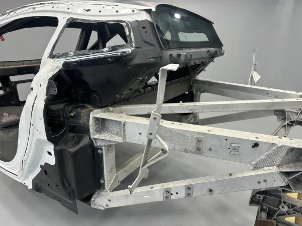 MCLAREN 570S GT4 CARBON FIBRE CHASSIS TUB FIA MSO ROLL CAGE SUBFRAME 540 - Image 5