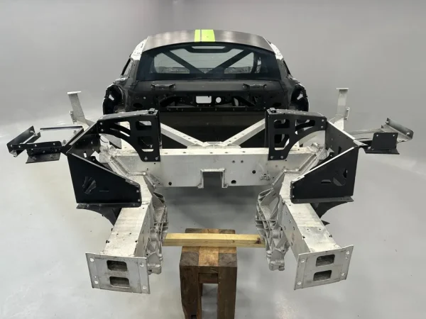 MCLAREN 570S GT4 CARBON FIBRE CHASSIS TUB FIA MSO ROLL CAGE SUBFRAME 540 - Image 15