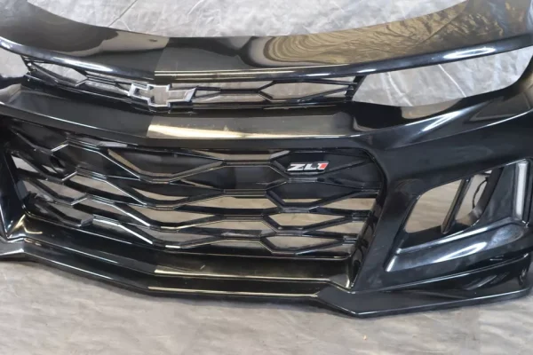 17-22 CHEVROLET CAMARO ZL1 6.2L OEM FRONT BUMPER COVER - Image 3