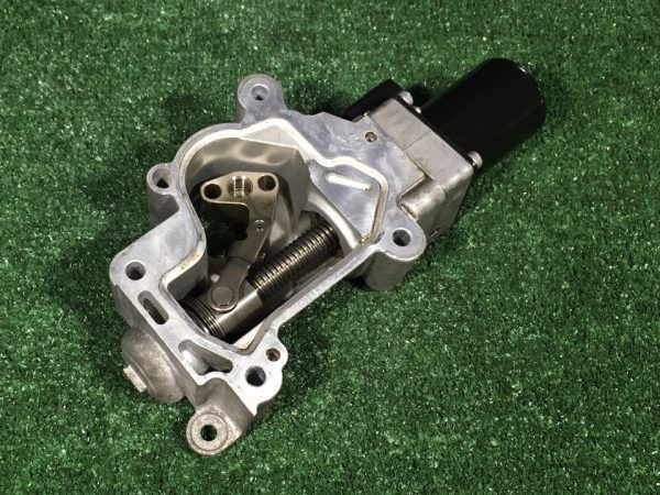 Infiniti G37 ACTUATOR VEL Right Side VQ37VHR 370Z G37X M37 EX37 Q70 350Z - Image 2