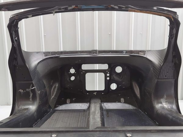 2018 Mclaren 720s Carbon Fiber Cockpit Tub Frame - Image 9