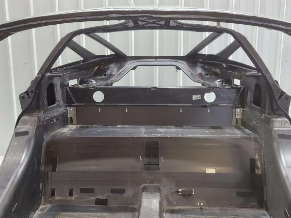 2018 Mclaren 720s Carbon Fiber Cockpit Tub Frame - Image 7