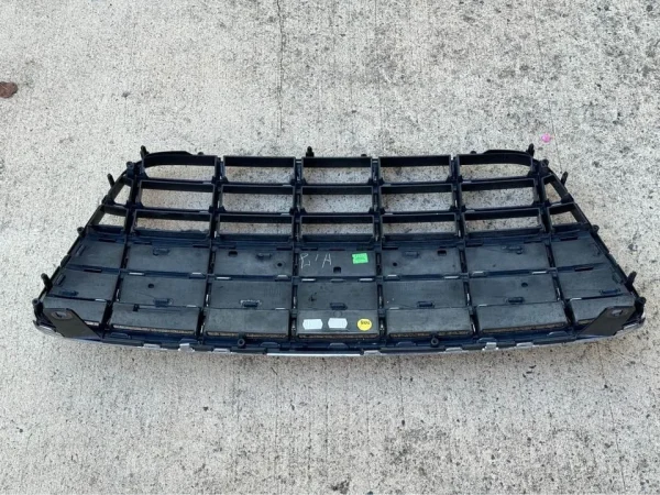 OEM Audi R8 V10 Front Grill Factory Part - Image 3