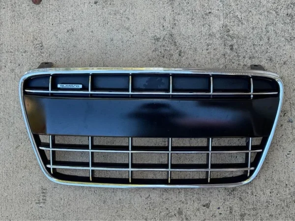 OEM Audi R8 V10 Front Grill Factory Part - Image 2