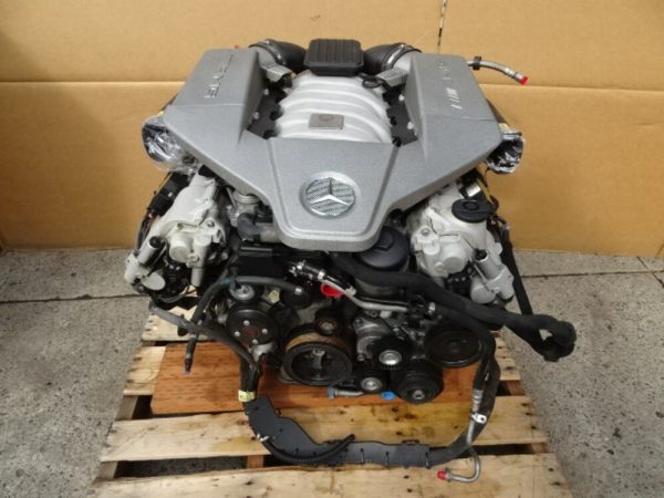 10 Mercedes W212 E63 engine 6.3 V8 AMG, M63, 1560107700 135,417mi - Image 2