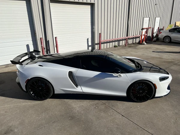 Mclaren GT carbon fiber rear wing - Image 8