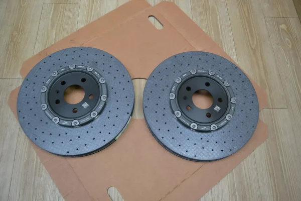 Original Audi R8 ceramic brake discs front ventilated380x38