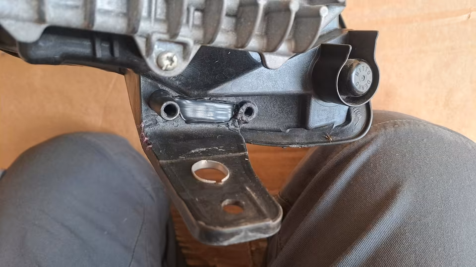 Maserati Ghibli headlight full led left - Image 4