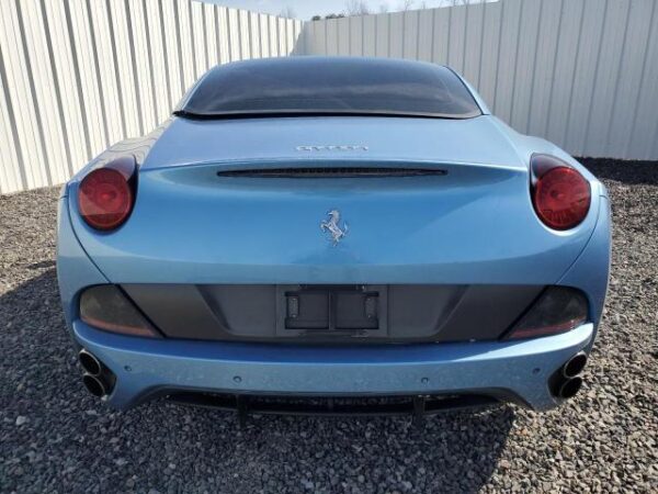 2010 Ferrari California - Image 8