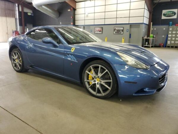 2010 Ferrari California - Image 10