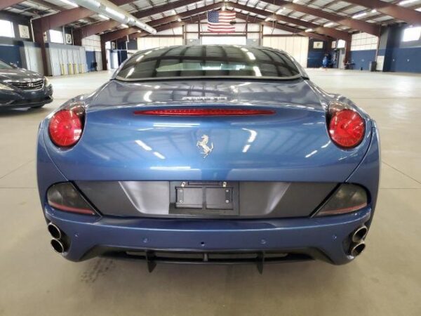 2010 Ferrari California - Image 8