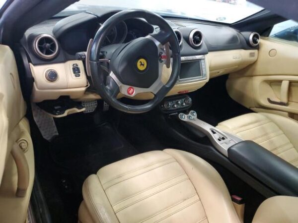 2010 Ferrari California - Image 6