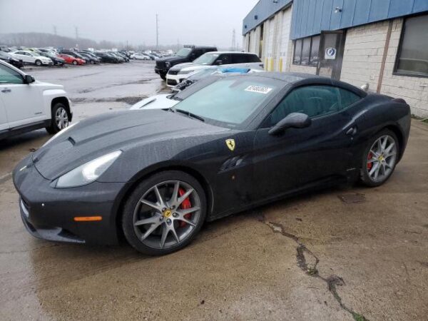 2011 Ferrari California - Image 13