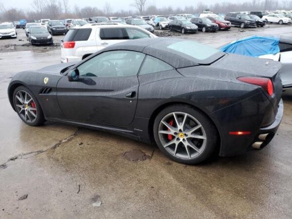 2011 Ferrari California - Image 12
