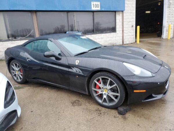 2011 Ferrari California - Image 10