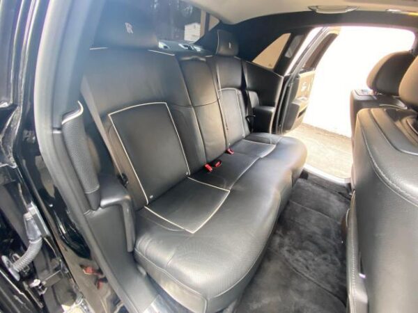 Rolls-Royce Ghost - Image 6