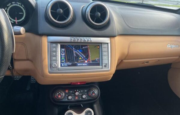 2012 Ferrari California - Image 3