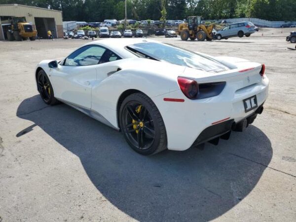 2018 Ferrari 488 - Image 10