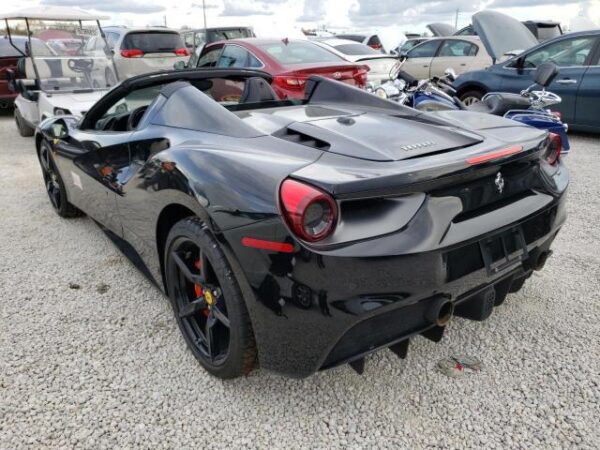 2018 Ferrari 488 - Image 10