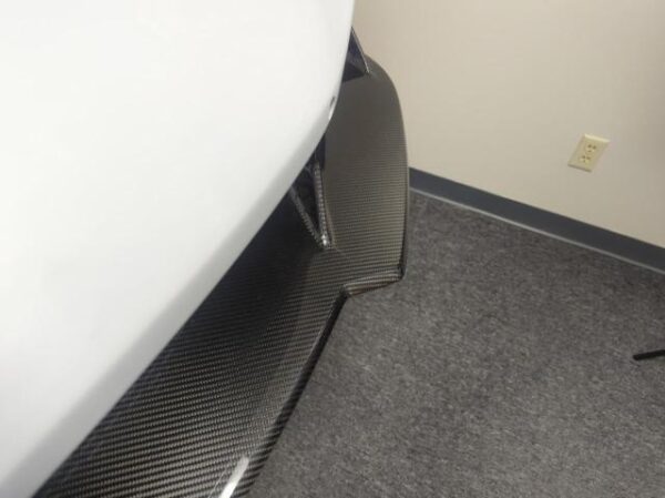 Lamborghini Huracan front bumper - Image 7