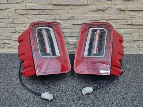 Rolls Royce Cullinan Rear Tail Lights Set USA 7447046 / 7447043