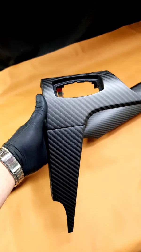 Shelby GT350R Dashboard Trim - Image 4