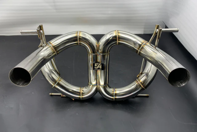 Lamborghini Aventador SVJ Race Exhaust