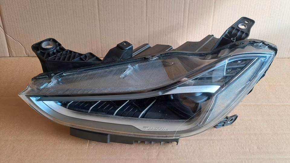 Maserati Ghibli headlight full led left - Image 6