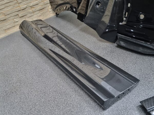 Lamborghini Urus Full Carbon Package Oryginal 4ML807437 - Image 2