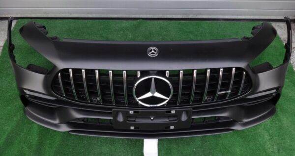 MERCEDES GT 4 DOOR BUMPER FRONT 5.3 53 AMG OEM X290 - Image 4