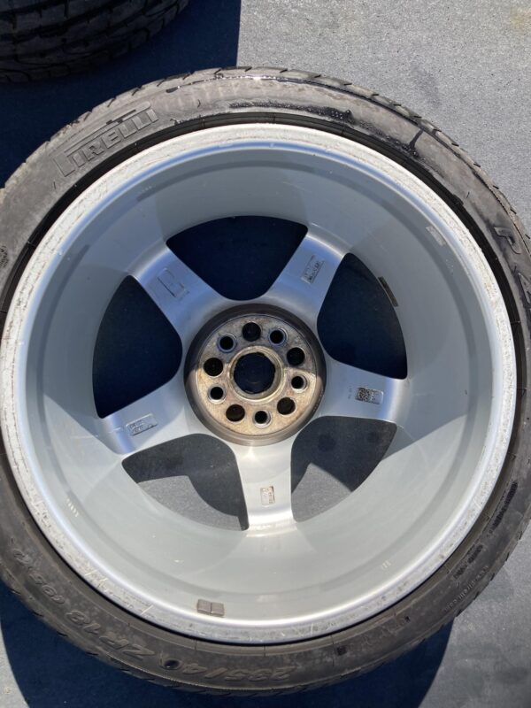 Speedline 18×8.5″ and 18×10″ Wheels for Ferrari - Image 2