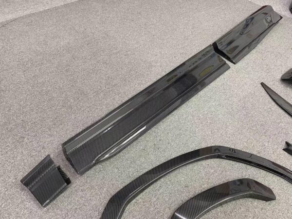 Lamborghini URUS Performante upgrade carbon kit for URUS S 2023/2024 - Image 3