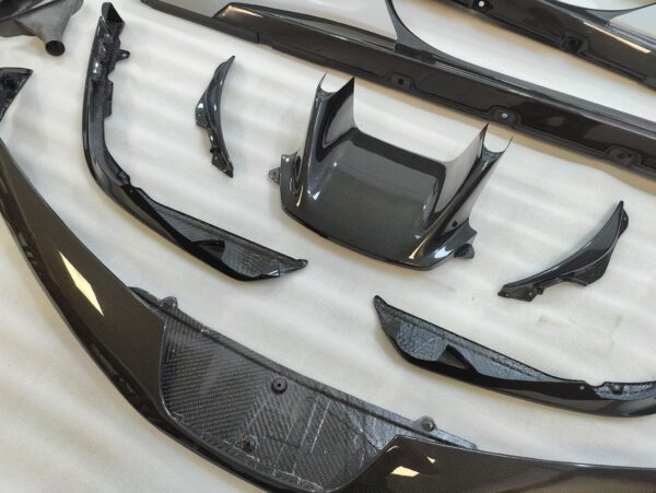 Ferrari SF90 carbon fiber body parts - Image 7