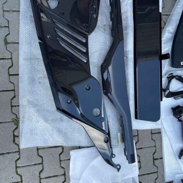 Ferrari 812 competizione carbon fiber package (interior, engine) - Image 4