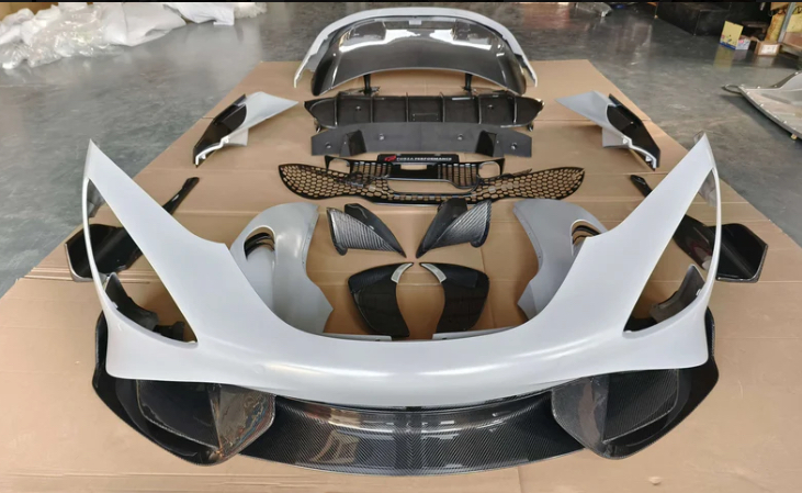 Conversion carbon body kit for McLaren 720S upgrade to 765LT