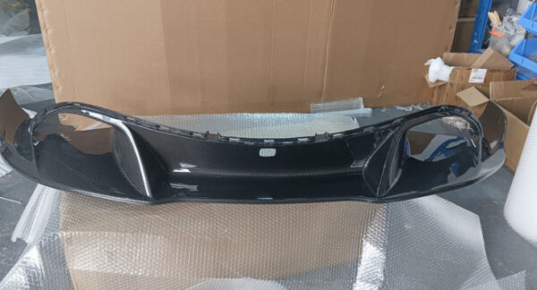CARBON FIBER FRONT LIP FOR MCLAREN 720S R-1 - Image 4