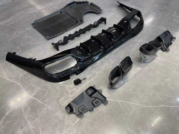 C63 AMG Rear Diffuser and AMG Grille for Mercedes Benz W206 2021+ - Image 3