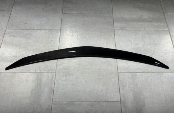 SD Carbon "M Style" Lamborghini Urus Dry Carbon Fiber Full Body Kit - Image 9