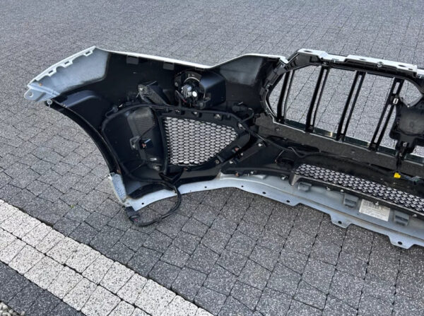 Maserati Levante TROPHY bumper front front bumper 670149271 - Image 3
