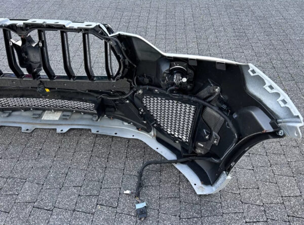 Maserati Levante TROPHY bumper front front bumper 670149271 - Image 2