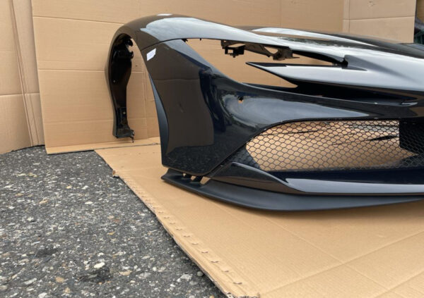 FERRARI SF90 STRADALE FRONT END COMPLETE, OEM PART - Image 2