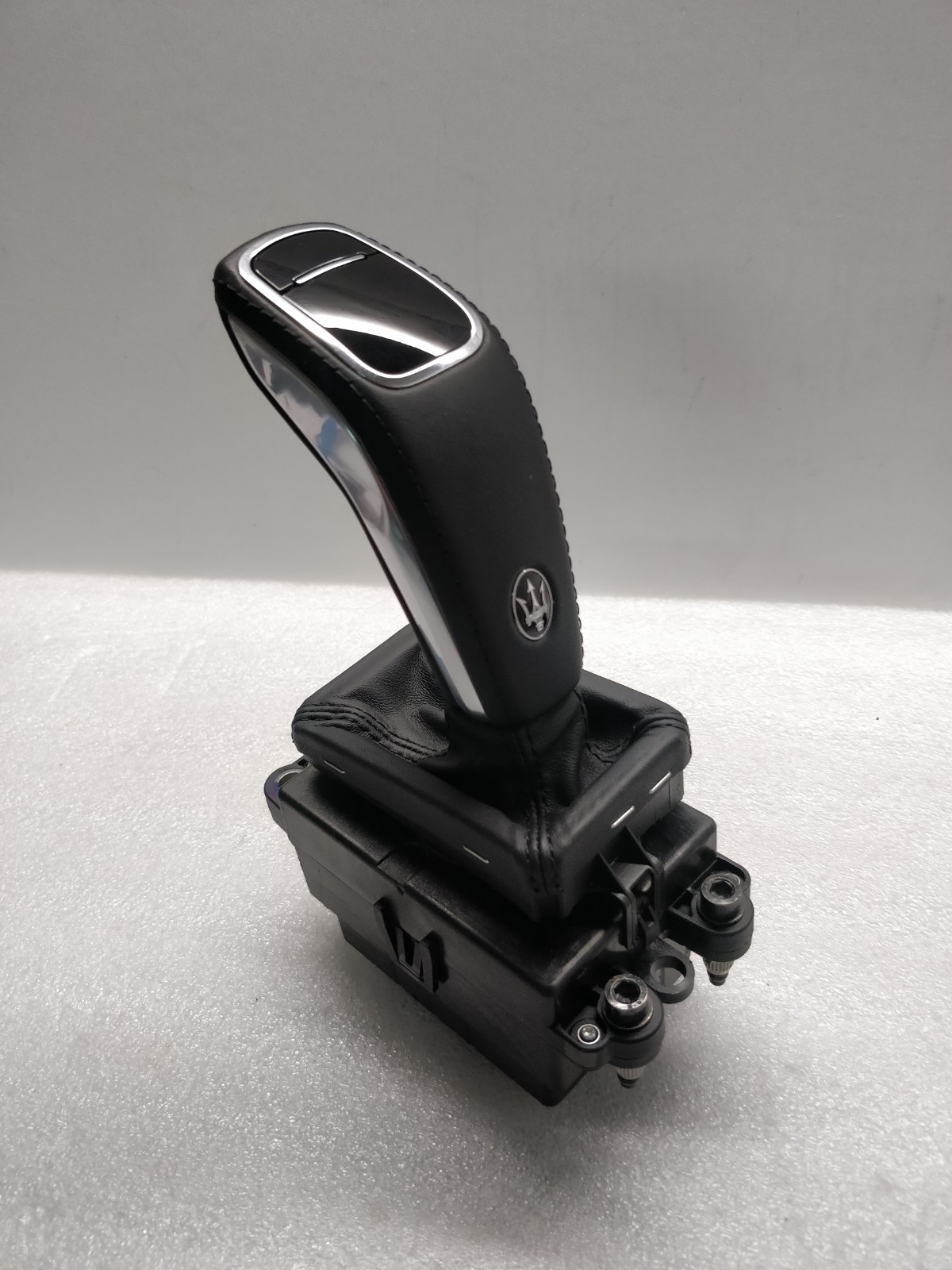 MASERATI LEVANTE GEAR LEVER SELECTOR KNOB FOR LHD