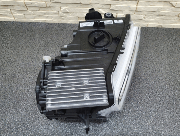 Rolls Royce Wraith Dawn RR5 RR6 Headlamp Right 7351914 - Image 2