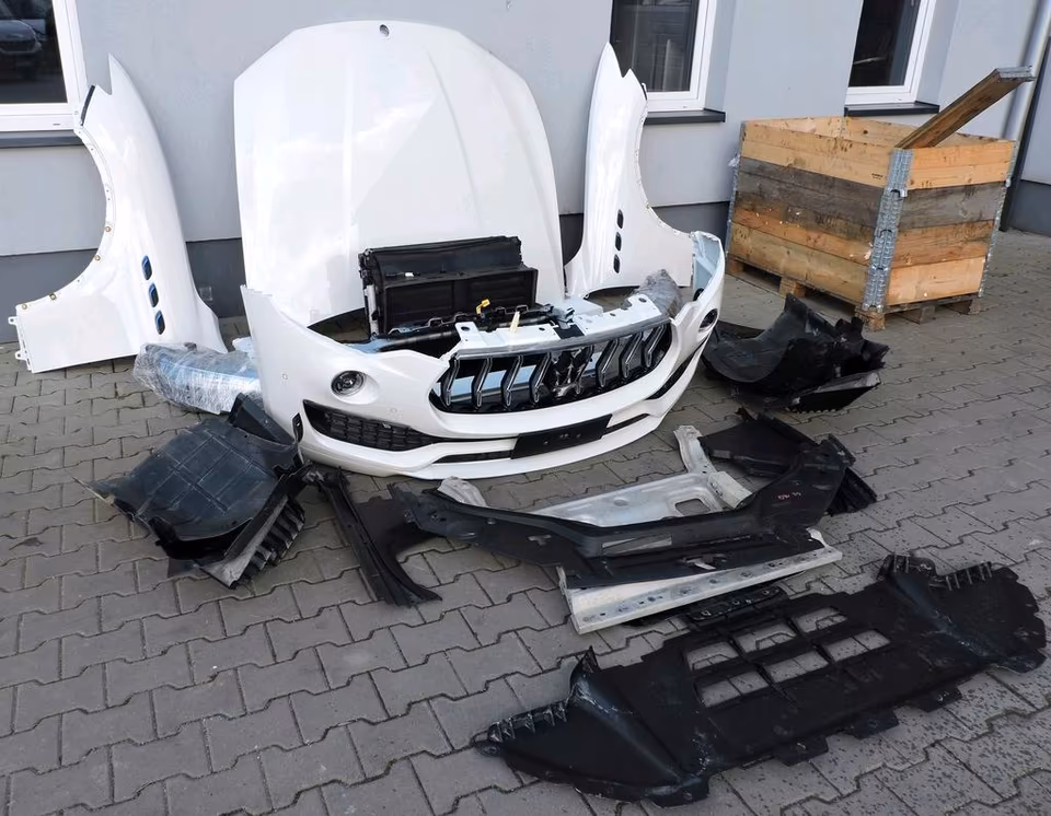 MASERATI LEVANTE GRANLUSSO