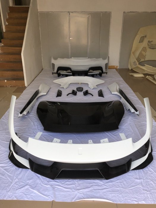 FERRARI 488 PISTA imported kit