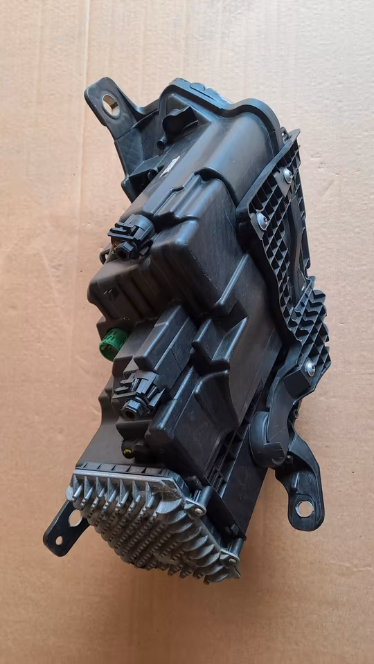 Maserati Ghibli headlight full led left - Image 3