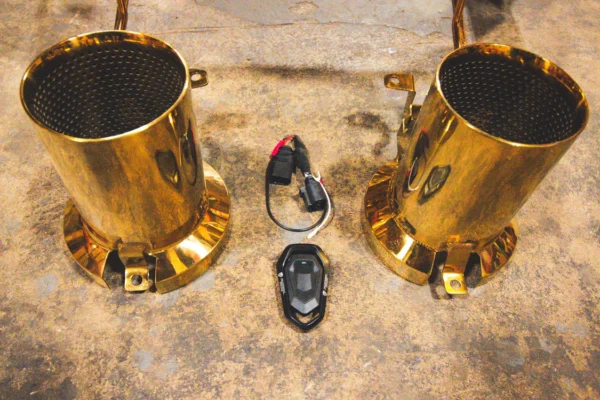 LAMBORGHINI AVENTADOR SVJ/ULTIMAE VALVED SPORT EXHAUST SYSTEM - Image 8